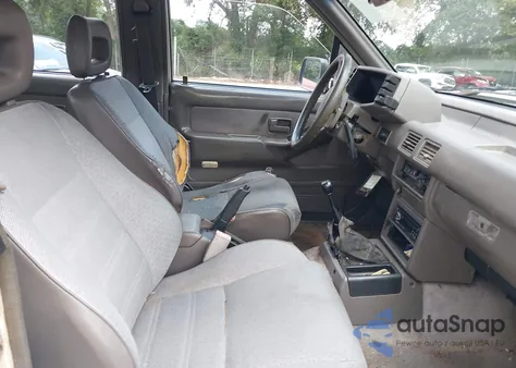 1993 Isuzu Rodeo S/Ls from USA, damaged, VIN 4S2CG58V6P4324518